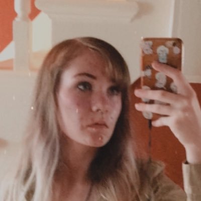 Profile Picture of Tara Adair (@canukqt) on Twitter