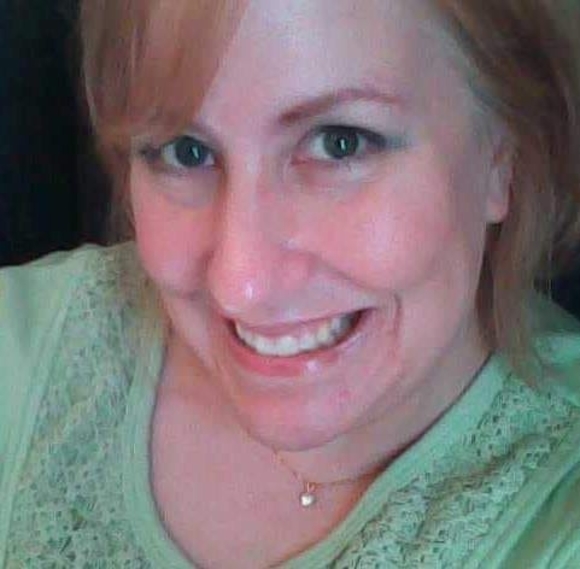 Profile Picture of Nancy Reiff (@nancy_reiff) on Poshmark