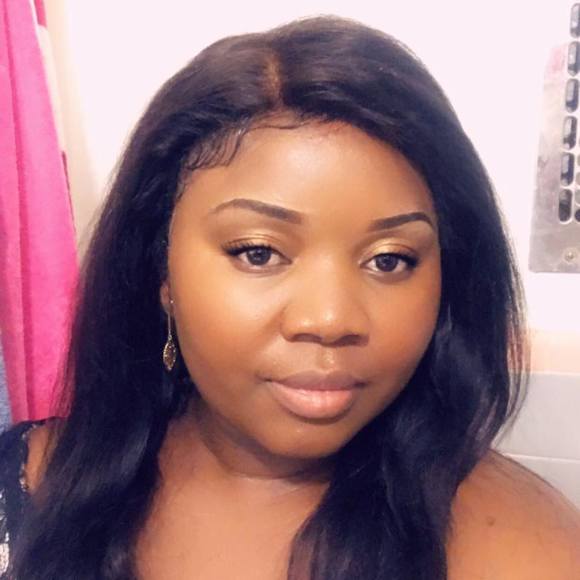 Profile Picture of Edlene Dorvil (@dedlene) on Poshmark