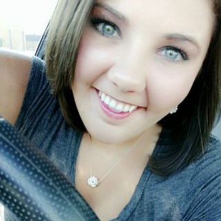 Profile Picture of McKensie Elise Pugh (@MckensieElise) on Twitter