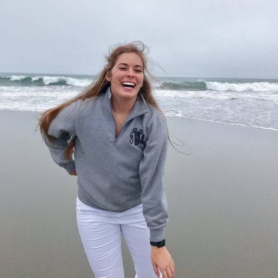 Profile Picture of Jess Wyant (@JessieRie96) on Twitter