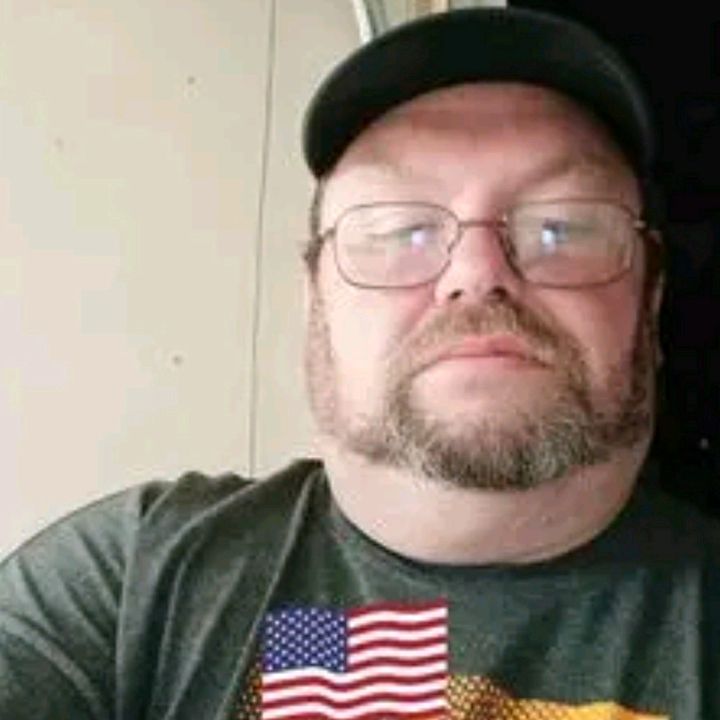 Profile Picture of johngilbert96 (@degomswqee9) on Tiktok