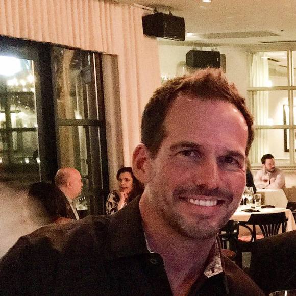 Profile Picture of John Hunzicker (@jthh109) on Poshmark