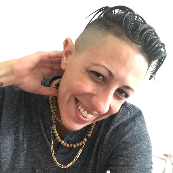 Profile Picture of Alissa Rautenberg (@alissar611) on Poshmark