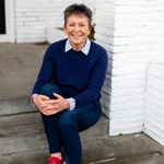 Profile Picture of Lynne gibbons (@lynneknowsportland) on Instagram