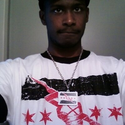 Profile Picture of Darryl Burton II (@allboutmygwap) on Twitter