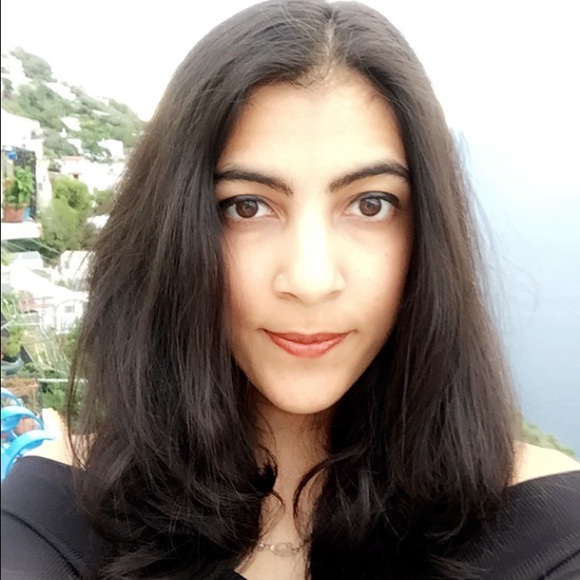 Akanksha Ballaney - Poshmark Profile Picture of Akanksha Ballaney (@akanksha1991) on Poshmark