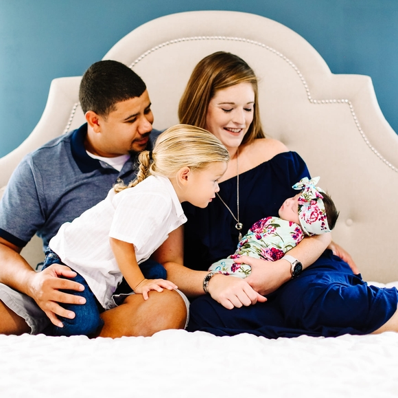 Profile Picture of Stefanie Adkins (@stefanieerae) on Poshmark