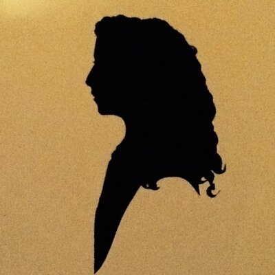 Profile Picture of Maureen Dunne (@MaureenDunne13) on Twitter