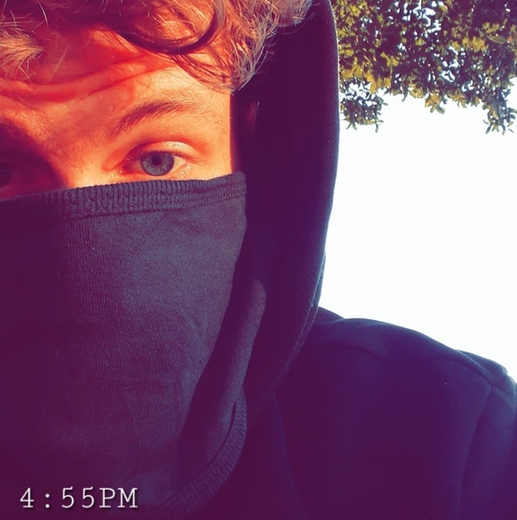 Profile Picture of Josh Denham (@itsjoshdenham) on Poshmark