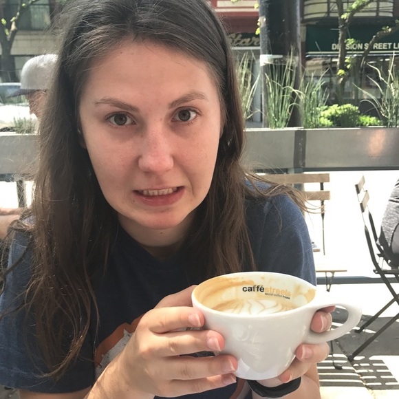 Profile Picture of Nicole Wojnowski (@nickelwojo) on Poshmark