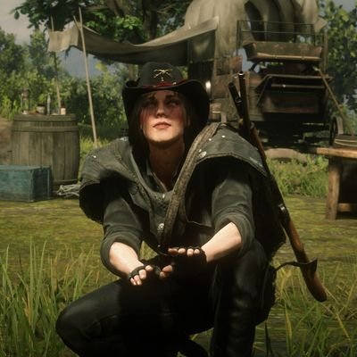Profile Picture of Madame Molly Wilson (@MadameRDR) on Twitter