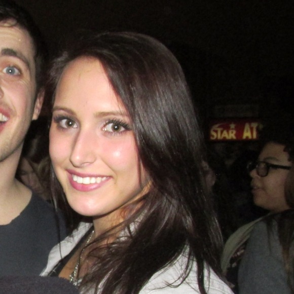 Profile Picture of Patti Angelotti (@pattiangelotti) on Poshmark