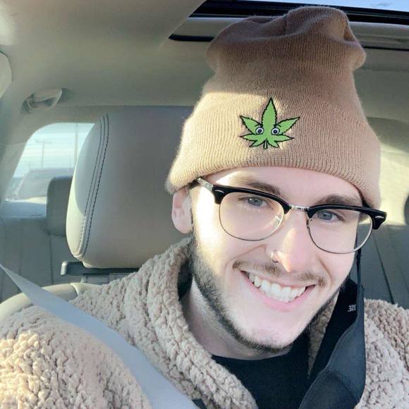 Profile Picture of Joseph Mueller (@iamdjlimitless) on Poshmark