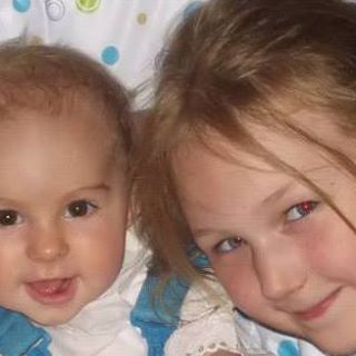 Profile Picture of ElisaChloe Léa Colleau (@chloefloriane.colleau.5) on Facebook