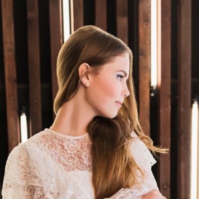 Profile Picture of Kate.sim (@katesim18) on Twitter