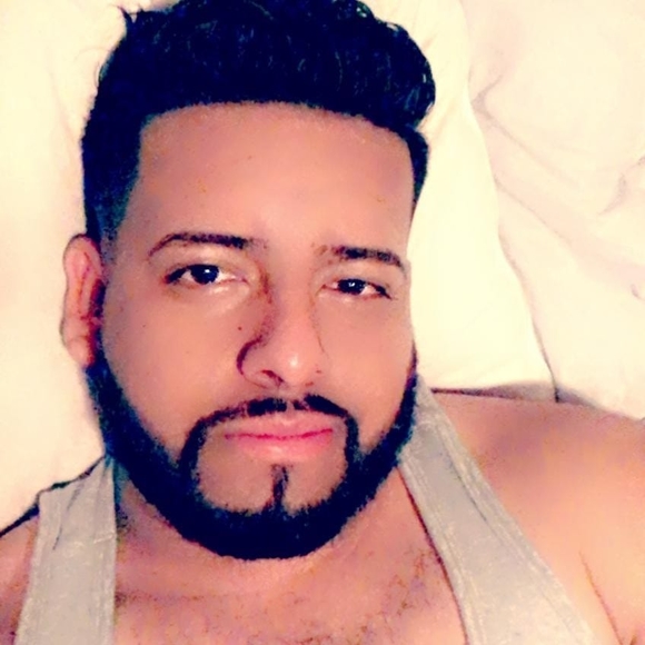 Profile Picture of Wilber Romero (@wilber1997) on Poshmark
