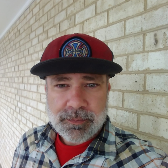 Profile Picture of Jason Sawyer (@jaydub73) on Poshmark