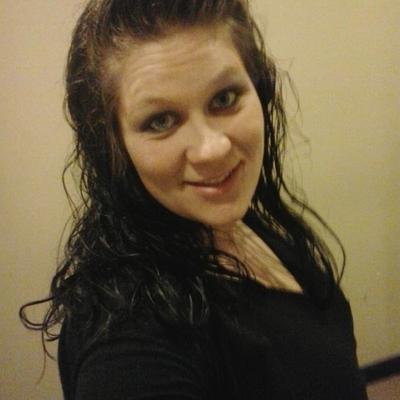 Profile Picture of Lizzy Davis (@lizzydavis2514) on Twitter