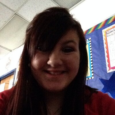 Profile Picture of Alyssa Engle (@AlyssEngle) on Twitter