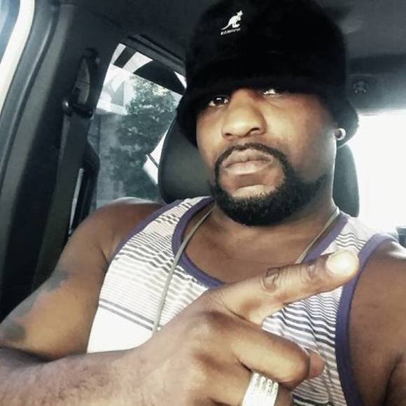 Profile Picture of Thomas Littlejohn (@thomaslittle814) on Poshmark