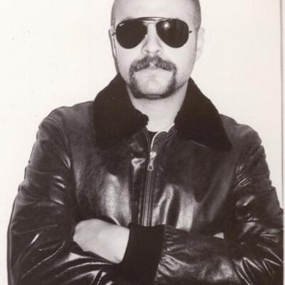 Profile Picture of David Pollak (@daddypollak) on Twitter
