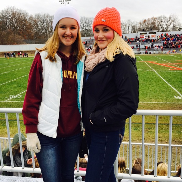 Profile Picture of Meg Sullivan (@msull17) on Poshmark