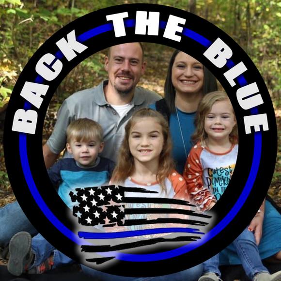 Profile Picture of Tyler Akin (@akin22) on Poshmark