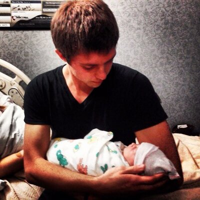 Profile Picture of Skyler Mitchell (@Uncle_Sky22) on Twitter