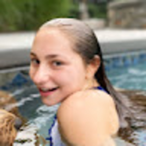 Bianca Berzak - Poshmark Profile Picture of Bianca Berzak (@biancaberzak) on Poshmark