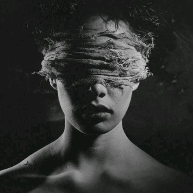 Profile Picture of MARK Idaman ❤️‍🩹 (@marketoutfit) on Tiktok