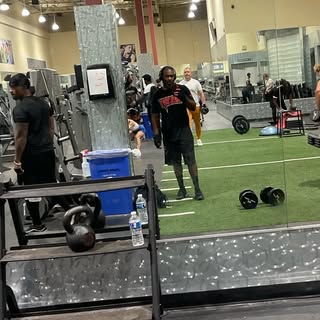 Profile Picture of _mikecharles (@_mikecharles) on Instagram