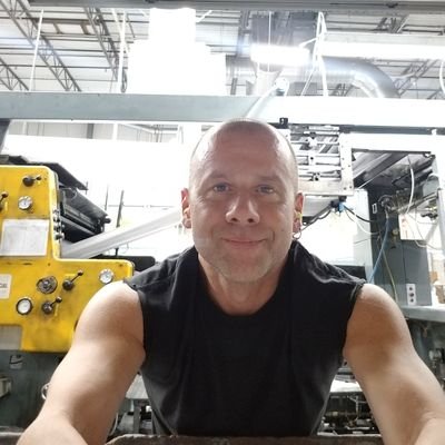 Profile Picture of Mike Kurylo (@twistedcalm) on Twitter