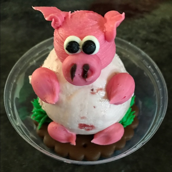 Profile Picture of Isabel Saez (@isabel1001) on Poshmark