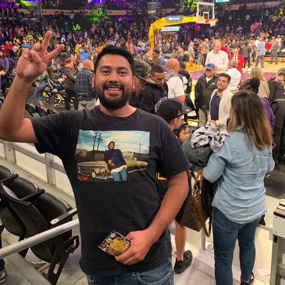 Profile Picture of Mario Ortiz (@ortizmario0019) on Poshmark