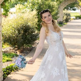 Profile Picture of Kelly Doyle (@missbiomint) on Instagram