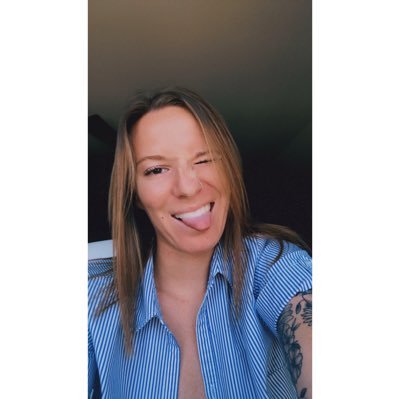 Profile Picture of Jocelyn Behm (@JocieBehm) on Twitter