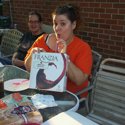 Profile Picture of Sandra Grimaldi (@skishypea) on Twitter