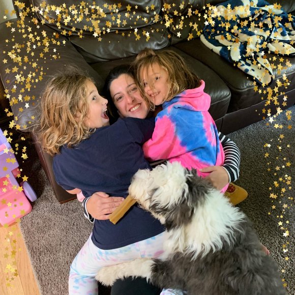 Profile Picture of Danielle Krehel (@tiretta) on Poshmark