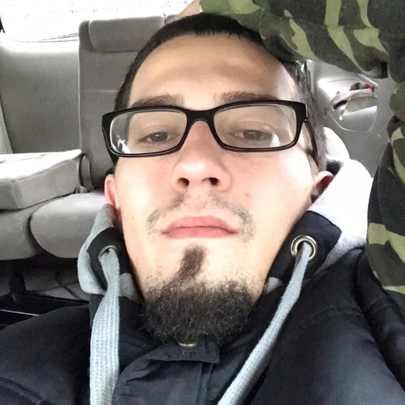 Profile Picture of Nicholas Lacey (@nicholas_lacey) on Poshmark