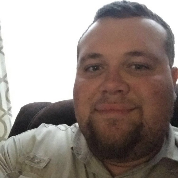 Profile Picture of Chris Mayfield (@chrismayfiel589) on Poshmark