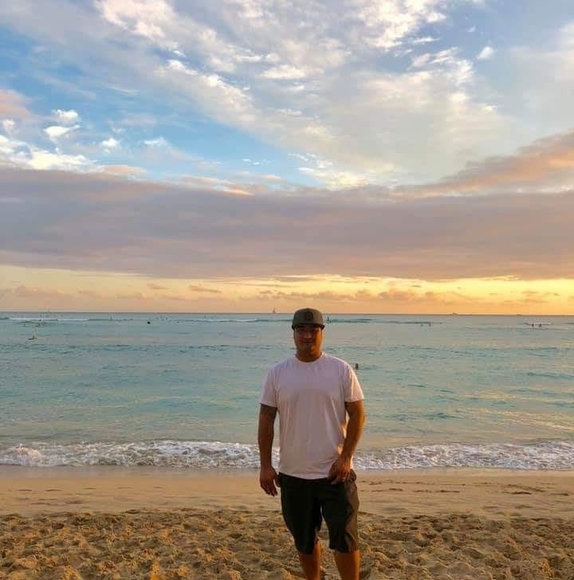 Profile Picture of Thomas Nguyen (@mantipanda) on Poshmark