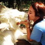 Profile Picture of Julia Hatfield 🐅 (@juliaeatsworld) on Instagram