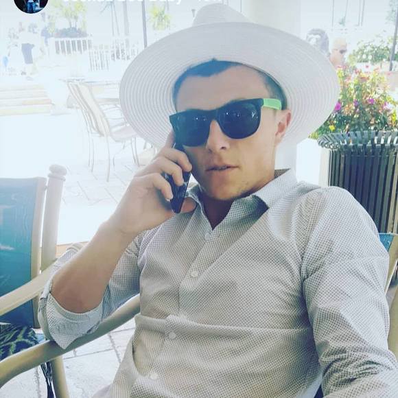 Profile Picture of Joshua Richter (@richterjosh2121) on Poshmark
