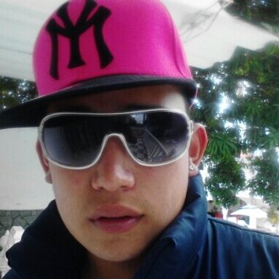 Profile Picture of Andres Morales (@@andres_sharon) on Twitter