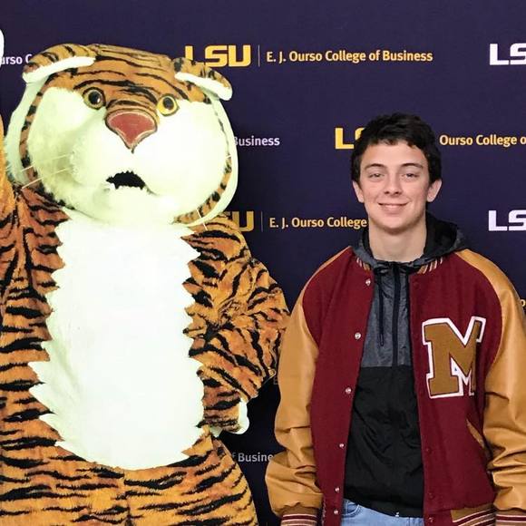 Profile Picture of Doug Franklin (@fresh8201) on Poshmark