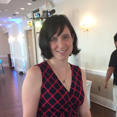 Profile Picture of Amy (@BeLikeHelenMayo) on Twitter