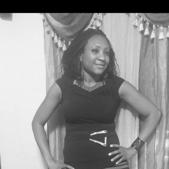 Profile Picture of Ciata Tengbeh (@ctengbeh) on Poshmark