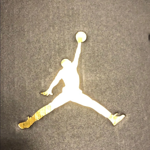 Profile Picture of Madeline Wienstroer (@mwien123) on Poshmark