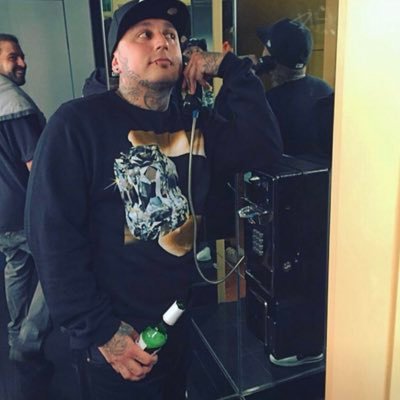 Profile Picture of Carlos Marmolejo (@carlitoway83) on Twitter